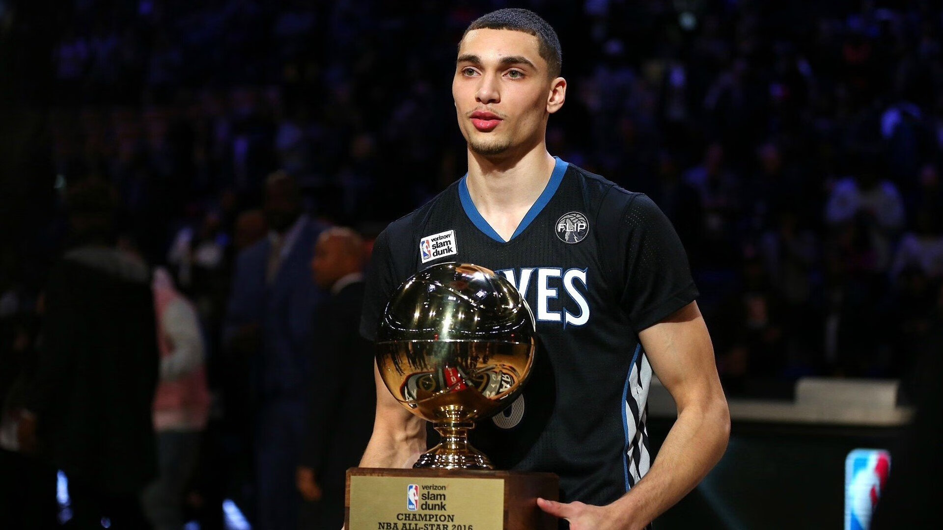网页版入口-塔图姆防守惊艳NBA,尤文图斯重塑辉煌未来可期